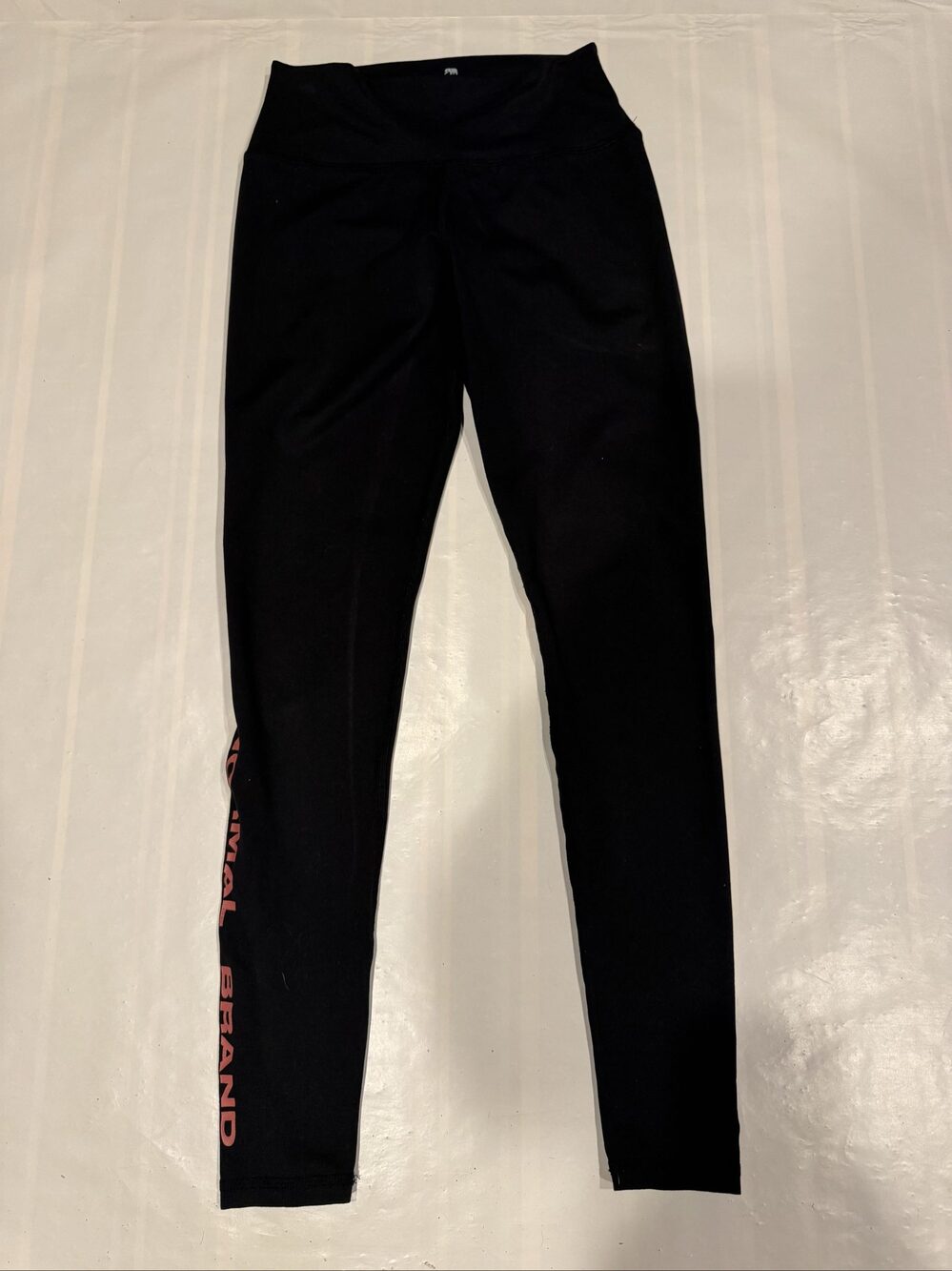 Women’s Normal Brand High-Waisted Performance Leggings – Black Red – Medium